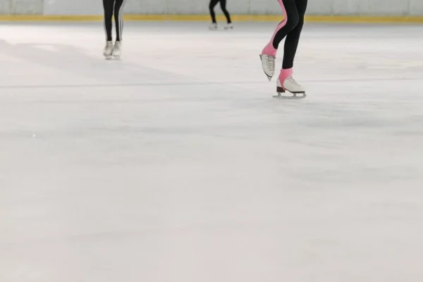 ice rink speed skating